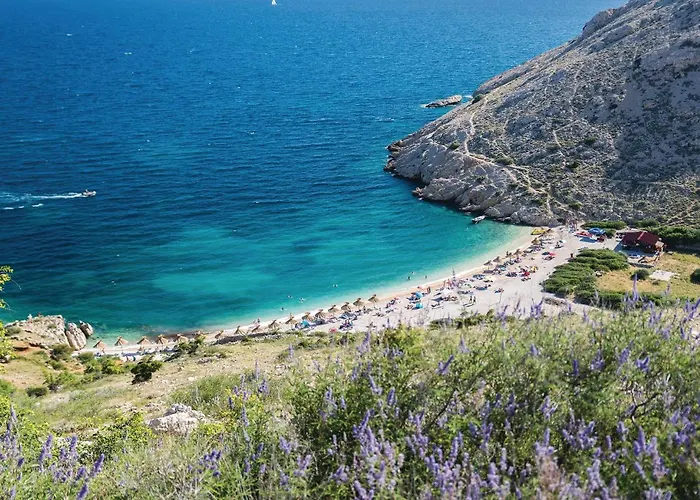 2 Bedroom Stunning Apartment In Stara Baska