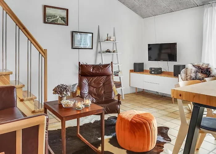 Stunning Apartment In Lokken With Wifi