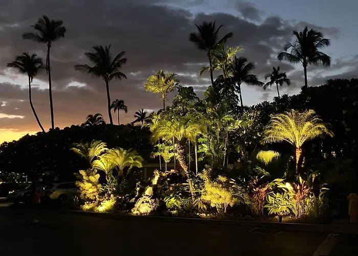 Cool & Quiet Wailea Oasis, Big Lanai + Two Pools