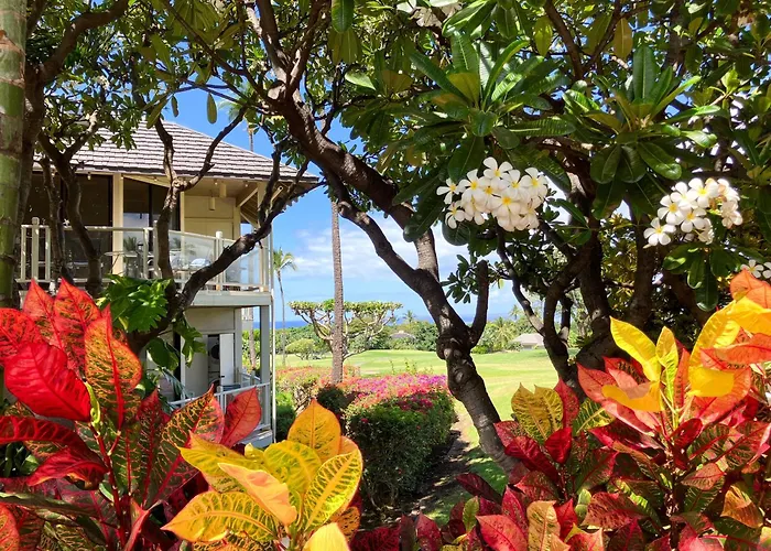 Cool & Quiet Wailea Oasis, Big Lanai + Two Pools