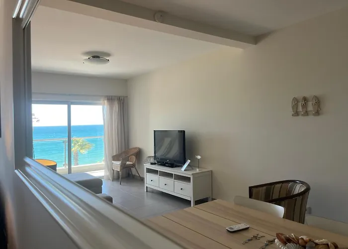Pure Sea - Beach Apartment