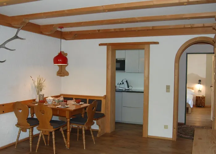 Ferienwohnung mit Balkon I Bergblick I Parkplatz Apartment ONE