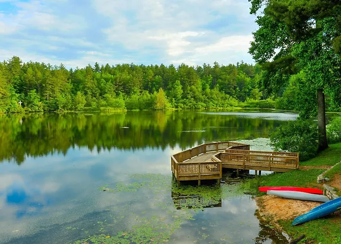 Kanuga Inn & Lodging