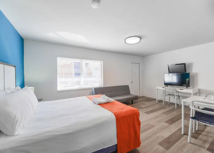 Hollywood Beach Retreat Studio - M23