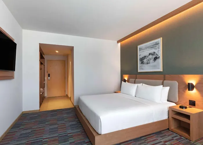 Hilton Garden Inn Guadalajara Airport