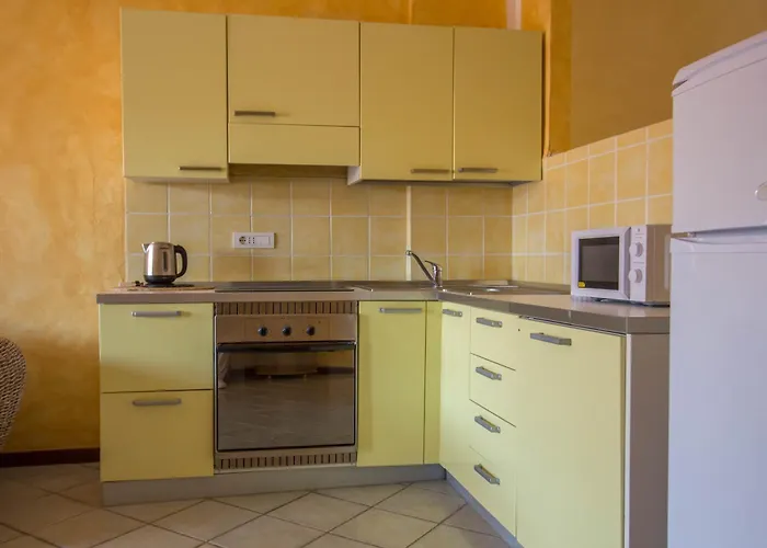 Guesthost - Porto Cervo Two-Levels Apt With Balconies And Parking