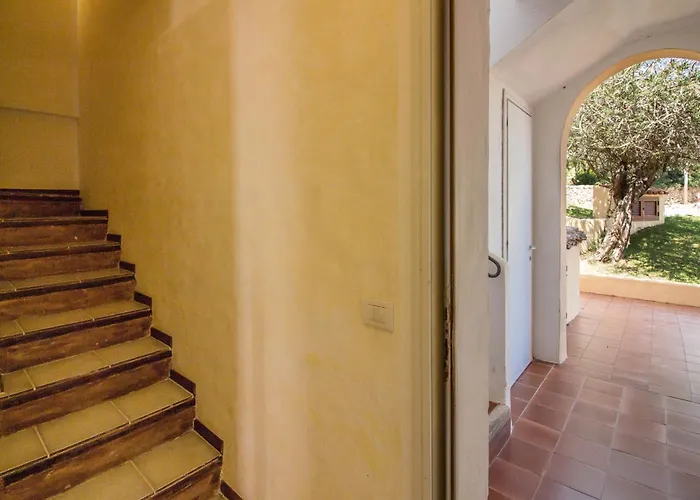 Guesthost - Porto Cervo Two-Levels Apt With Balconies And Parking