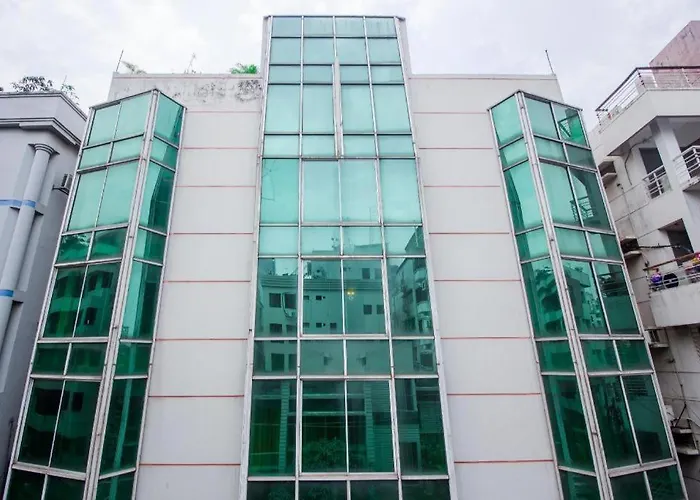 Hotel De Crystal Crown Dhaka