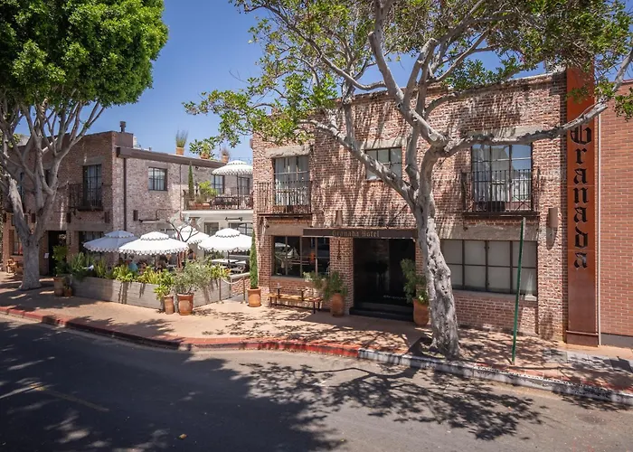 Granada Hotel & Bistro