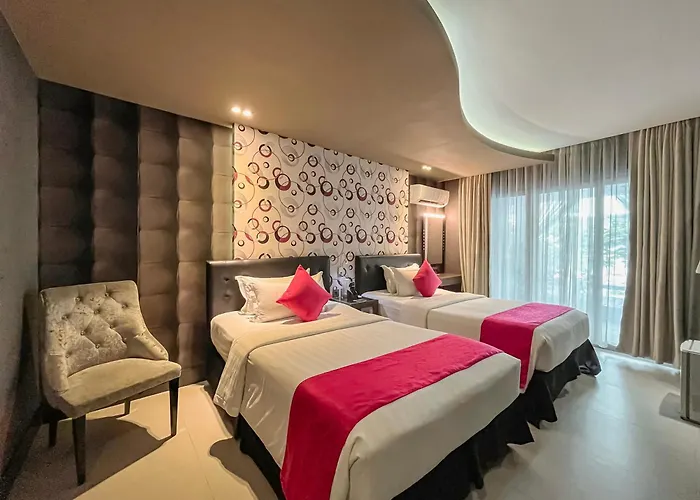 Eloisa Royal Suites