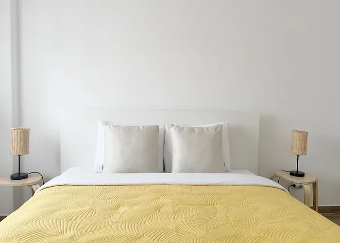 Arcos Flat Next To The Beach By Homeful Homes