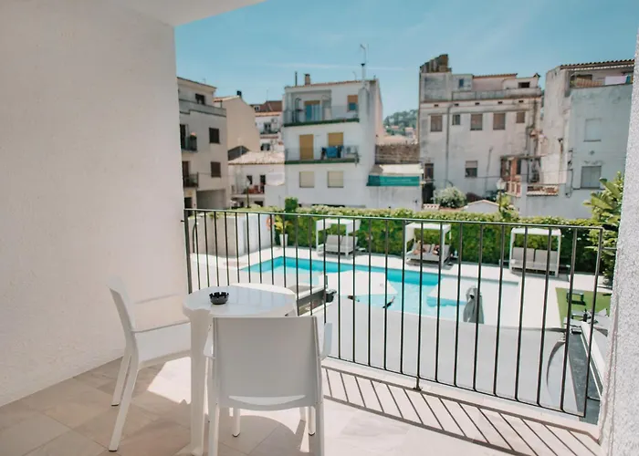 Hotel Windsor Tossa - Adults Only 16