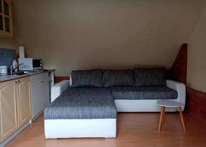 Negy Evszak Apartmanhaz