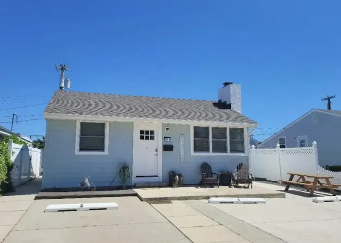 33Rd St Unit A 2Br Beach Home Hideaway Parking