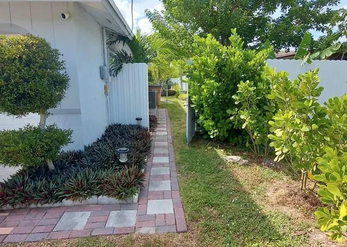 Private Room In Cape Coral