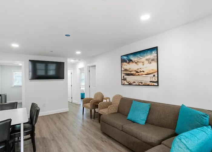 Safari Apartments