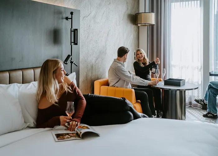 The Motley Hotel Melbourne, Tapestry Collection By Hilton