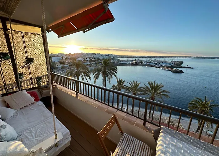Beach Apartment With Stunning View