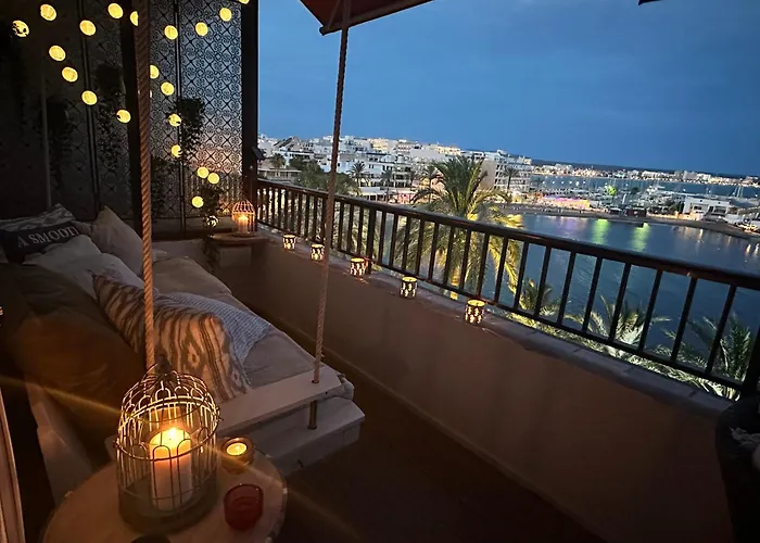 Beach Apartment With Stunning View