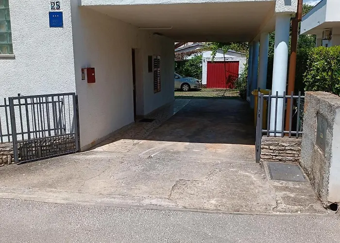 Levak Apartments - Apt.3