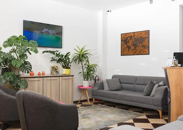 Homelike Guest House