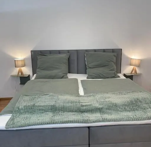 1,5-Zimmer, Top ausgestattet, 4 Pers, Souterrain, Self Check-in, Parkplatz, Netflix&Amazon Prime