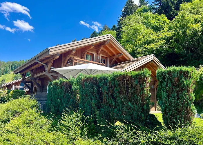 Logis Hotel Les Chatelmines