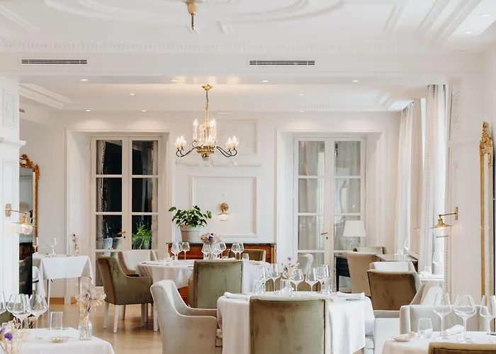 Domaine De Rochebois & Spa Nuxe