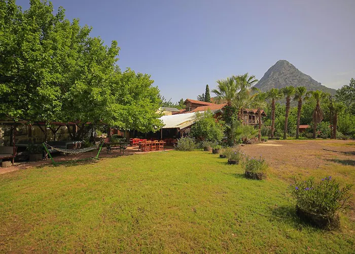 Yavuz Motel Adrasan