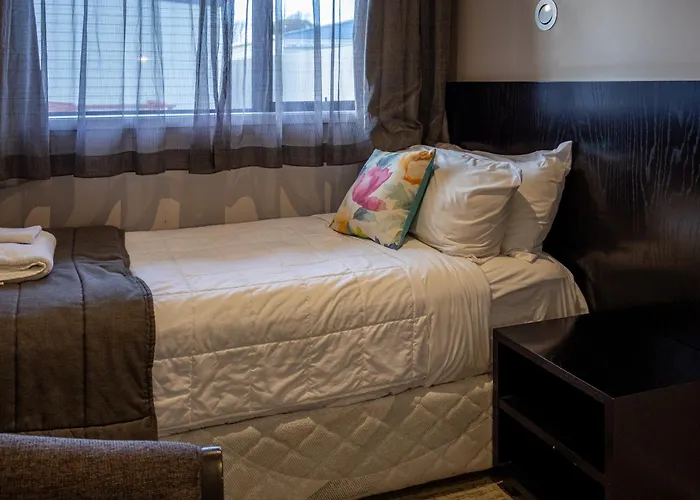 Paroa Hotel