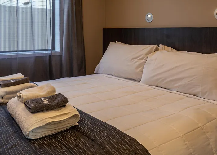 Paroa Hotel