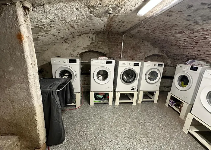 Moderne Wohnung im Zentrum der Altstadt - Altbau Flair, WLAN