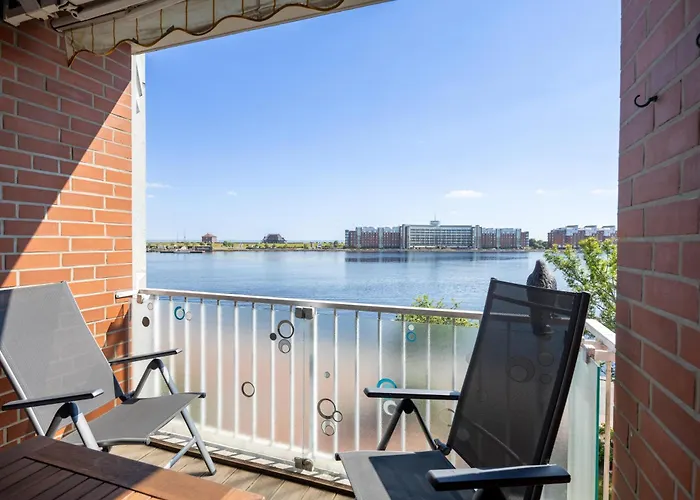 Gemütliche Ferienwohnung mit Meerblick direkt am Hafen