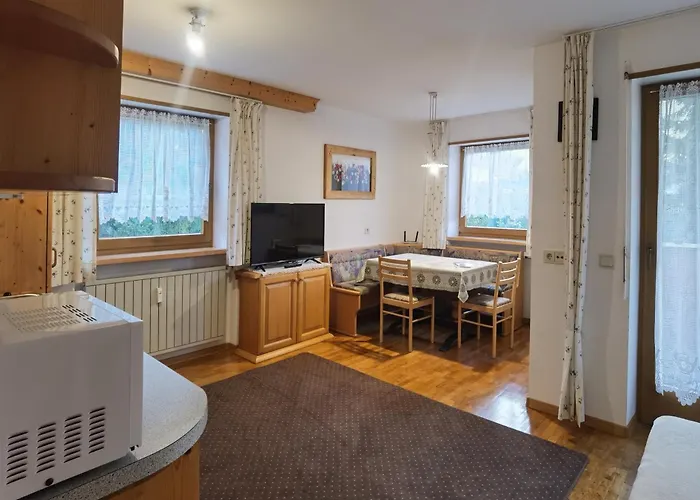 Apartment Enrosadira Pedraces