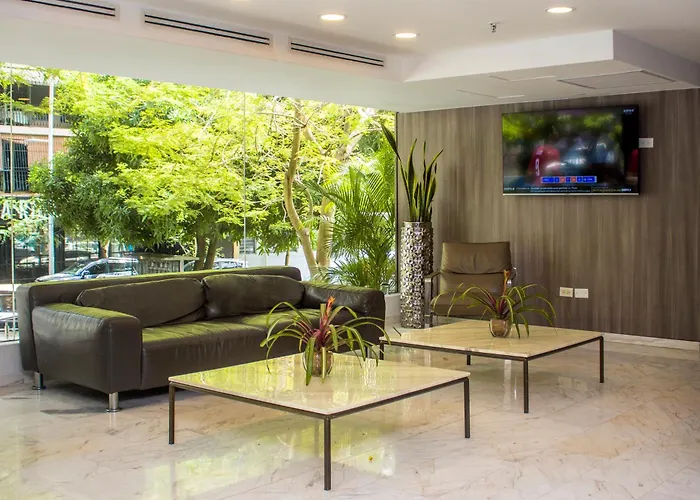 Ramada By Wyndham Panama Via Argentina