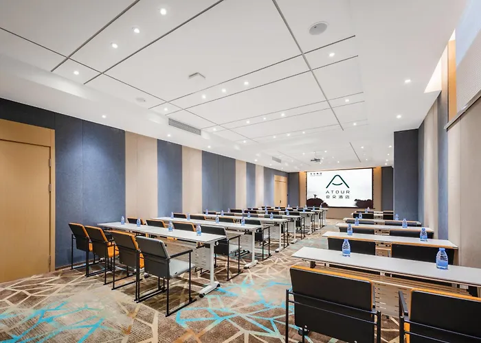 Atour Hotel Shenyang Youth Street Renao Road