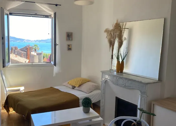 T2 Vue Mer Toulon Plage Mourillon