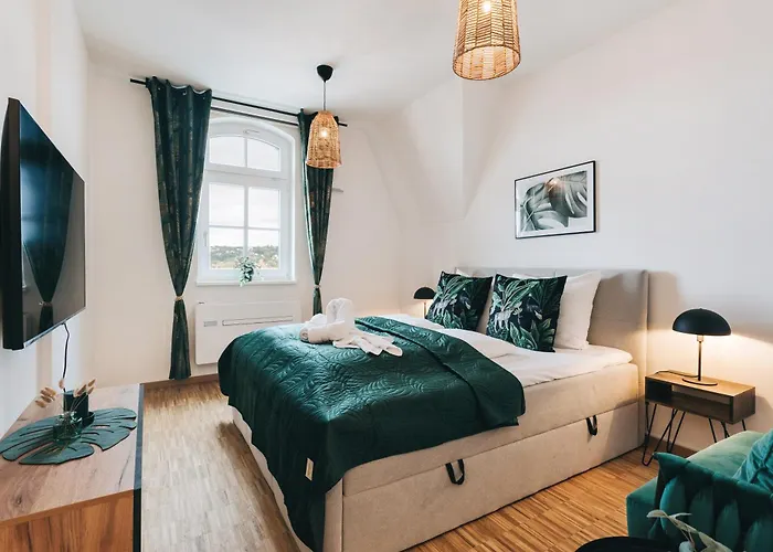 Oasis Appart - Wohnen in Dresden - Netflix - Tiefgarage - Dachterrasse