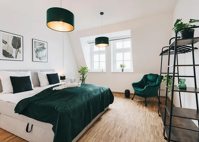 Oasis Appart - Wohnen in Dresden - Netflix - Tiefgarage - Dachterrasse