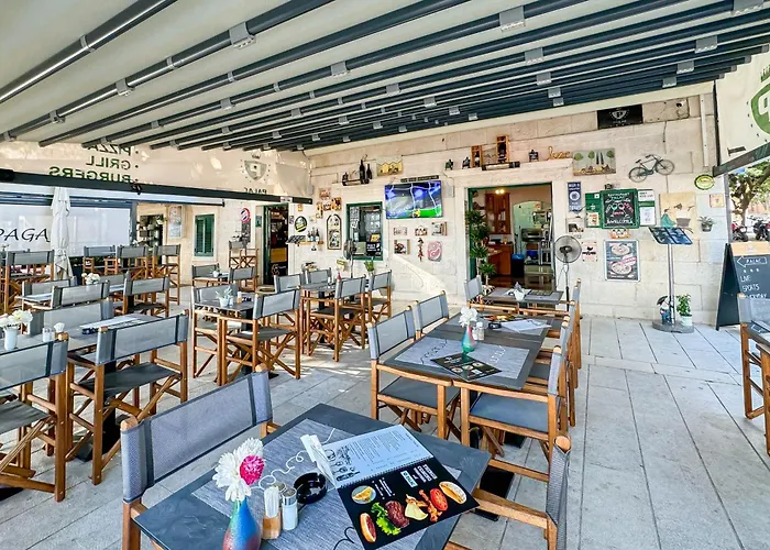 Bed & Breakfast Palac -Free Parking-