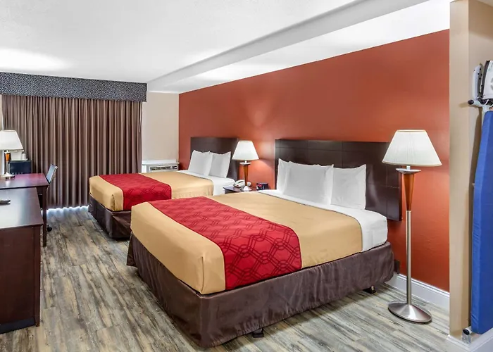 Econo Lodge Inn & Suites Old Saybrook - Westbrook