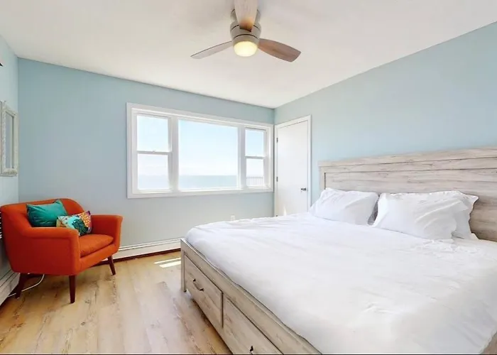 Charming 3 Bedroom Beach Front Cottage