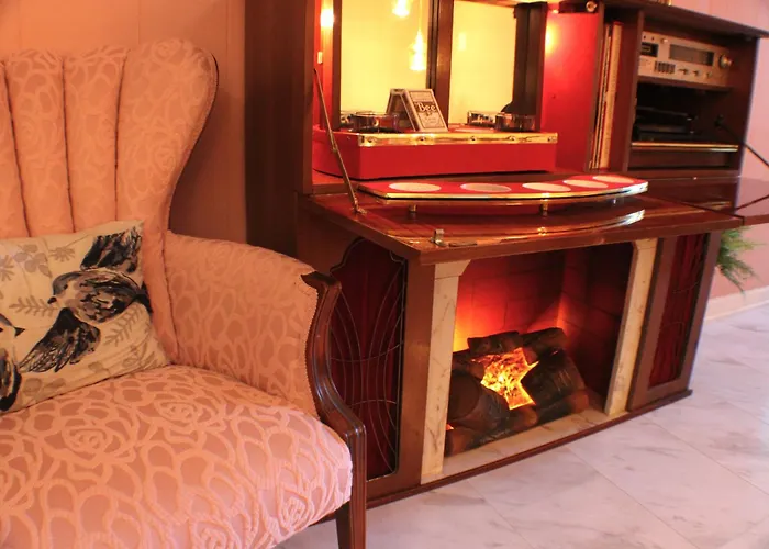 The Barter Green Room