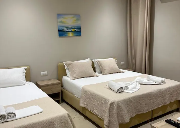 Deni'S Hotel