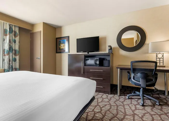 Best Western Plus Oceanside Palms