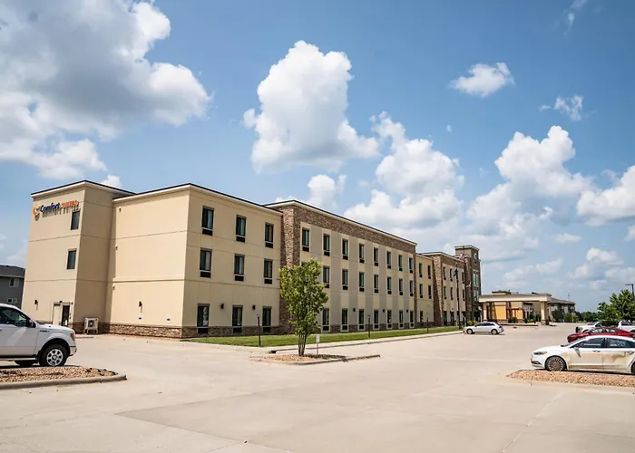 Comfort Suites Brookings Near University