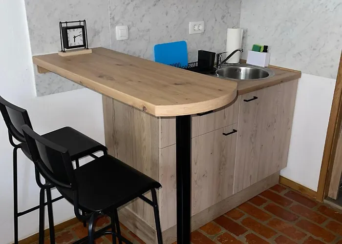 Zenroom Apartments