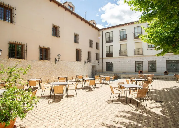 Azz Penafiel Las Claras Hotel & Spa