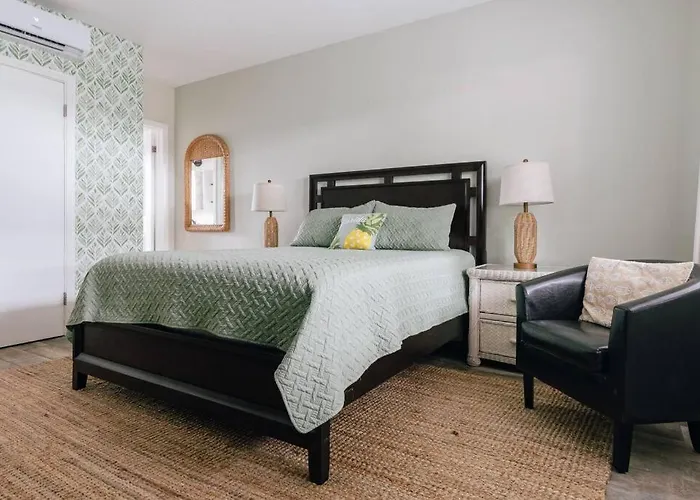 Studio In Pompano Beach Two Blocks From The Ocean