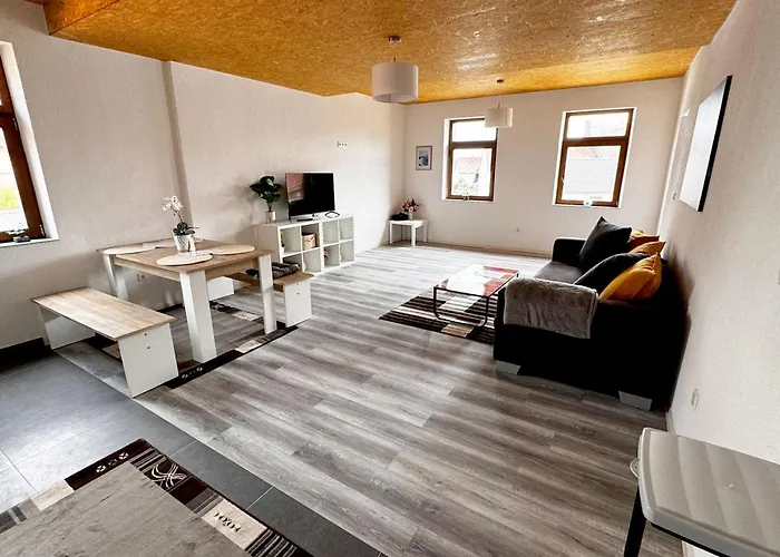 Spacious Apartment Near Hanau